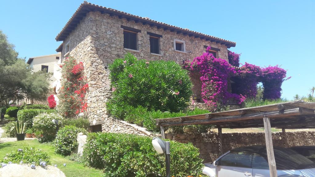 Sole&Luna Apartments Porto Rotondo Bagian luar foto